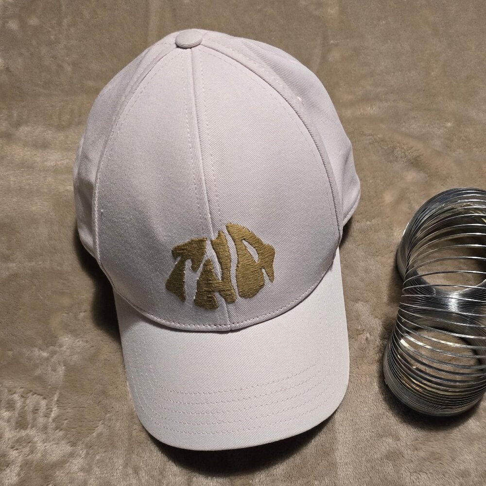 TNA Aritzia light pink ball cap